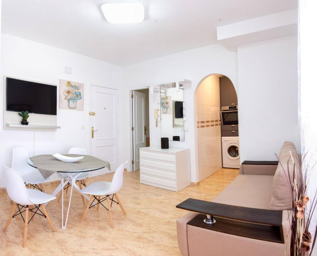 Holiday Suite Caballero De Rodas 92 Torrevieja Esterno foto