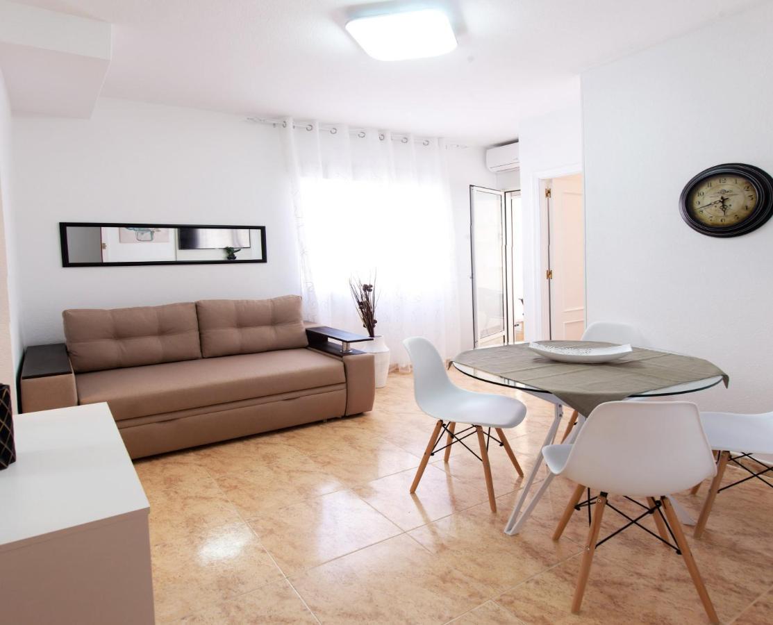Holiday Suite Caballero De Rodas 92 Torrevieja Esterno foto