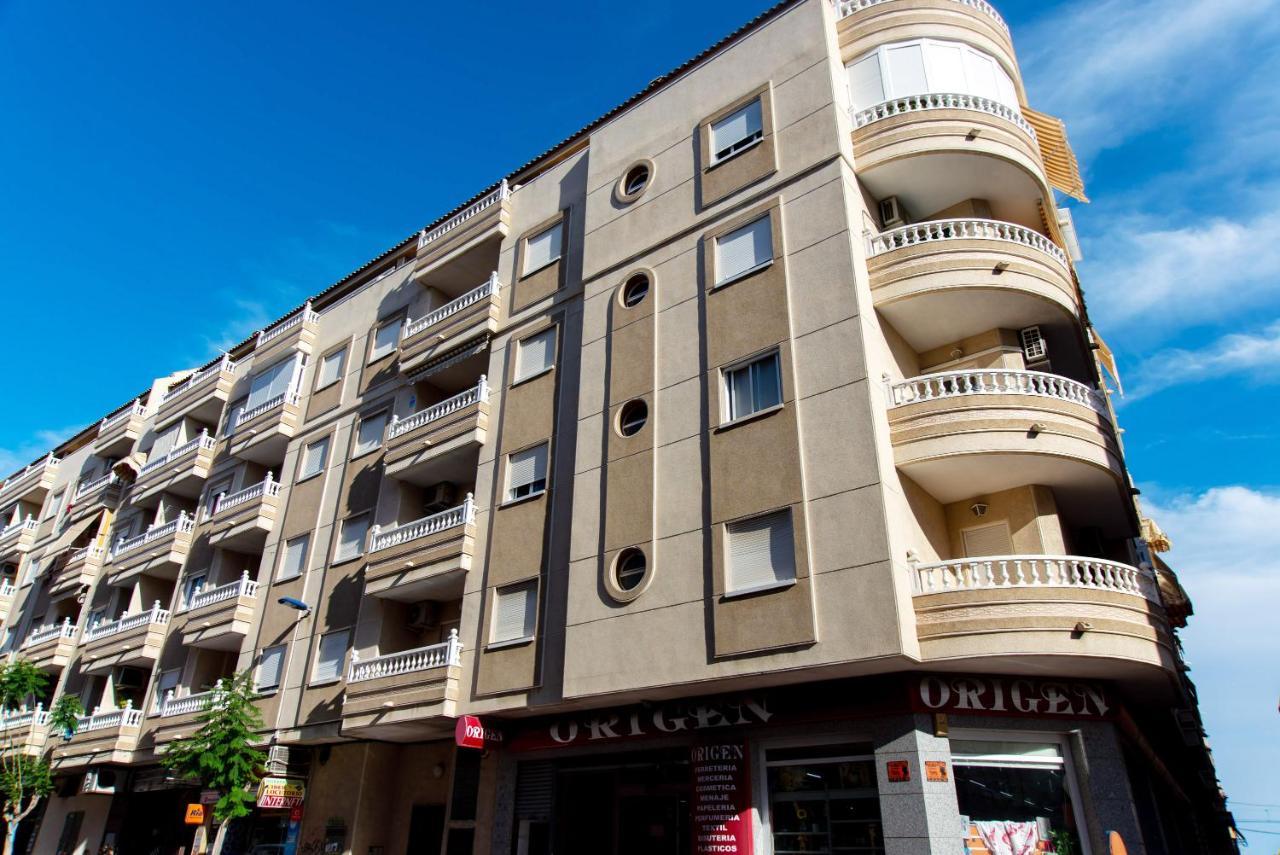 Holiday Suite Caballero De Rodas 92 Torrevieja Esterno foto