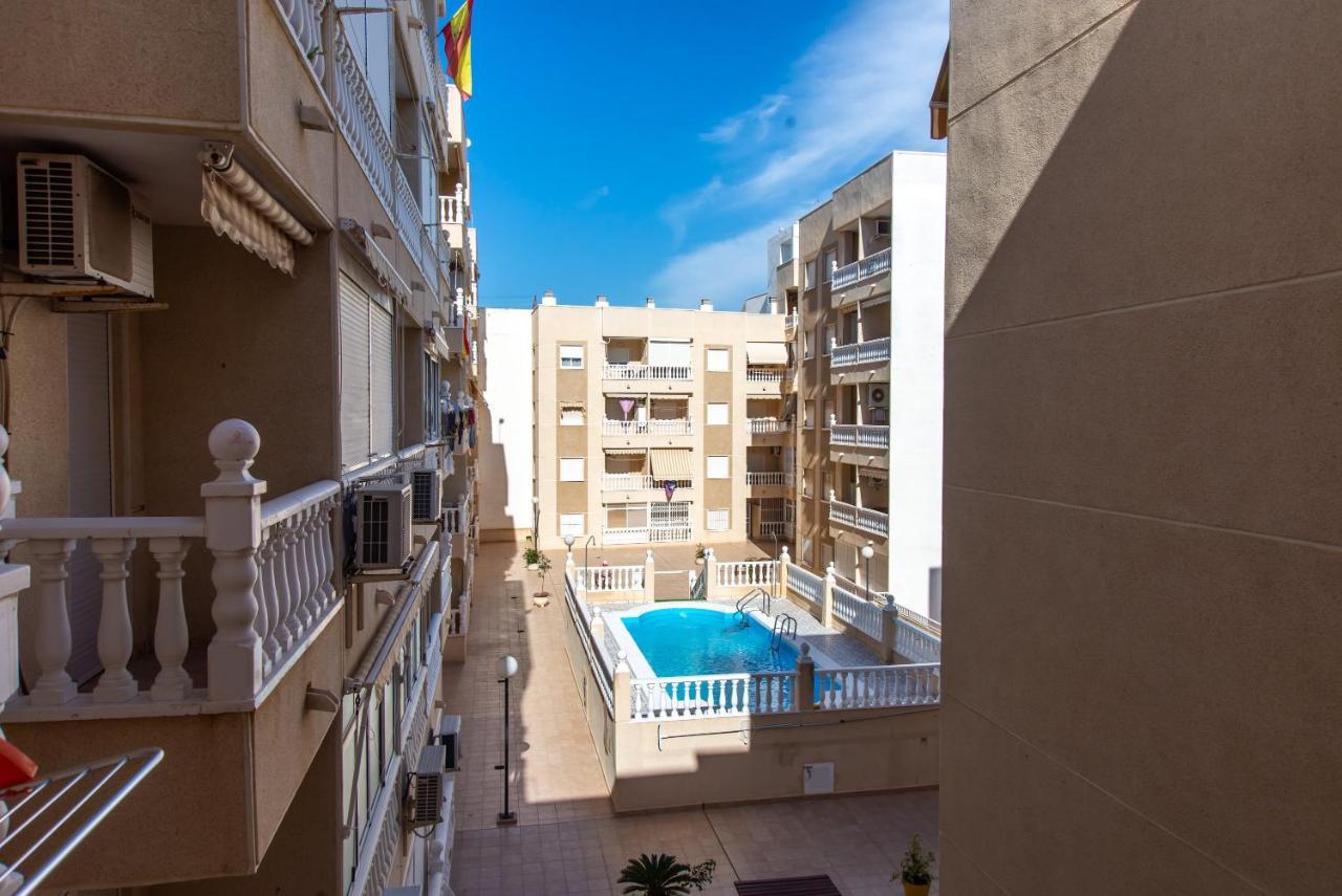 Holiday Suite Caballero De Rodas 92 Torrevieja Esterno foto